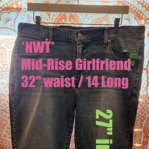 *NWT* GAP Mid-Rise Girlfriend Jeans